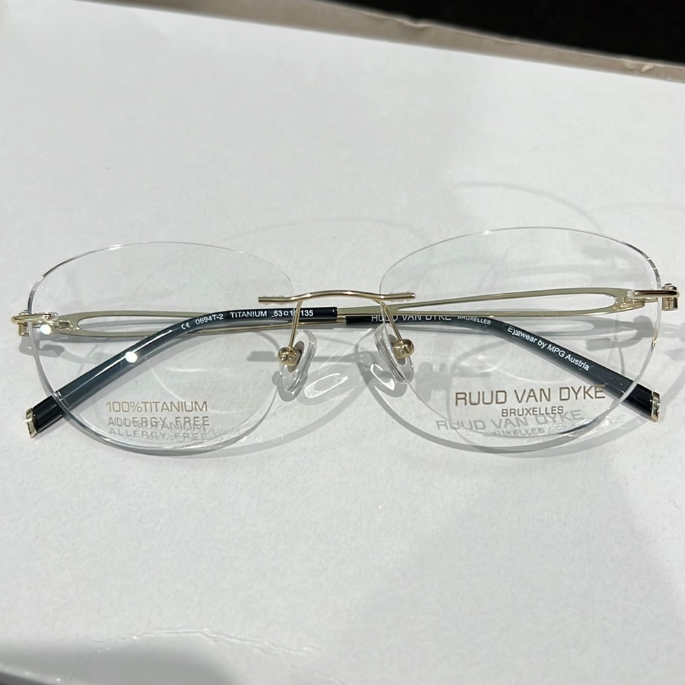 Brand new Authentic Titanium Allergy Free Ruud Van Dyke Eyeglasses